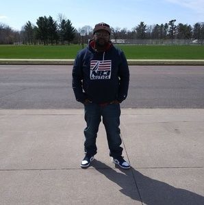 Meet your Posher, Eric